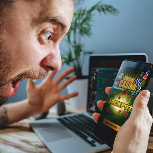 Why is the online casino in Australia attracting more and more users?