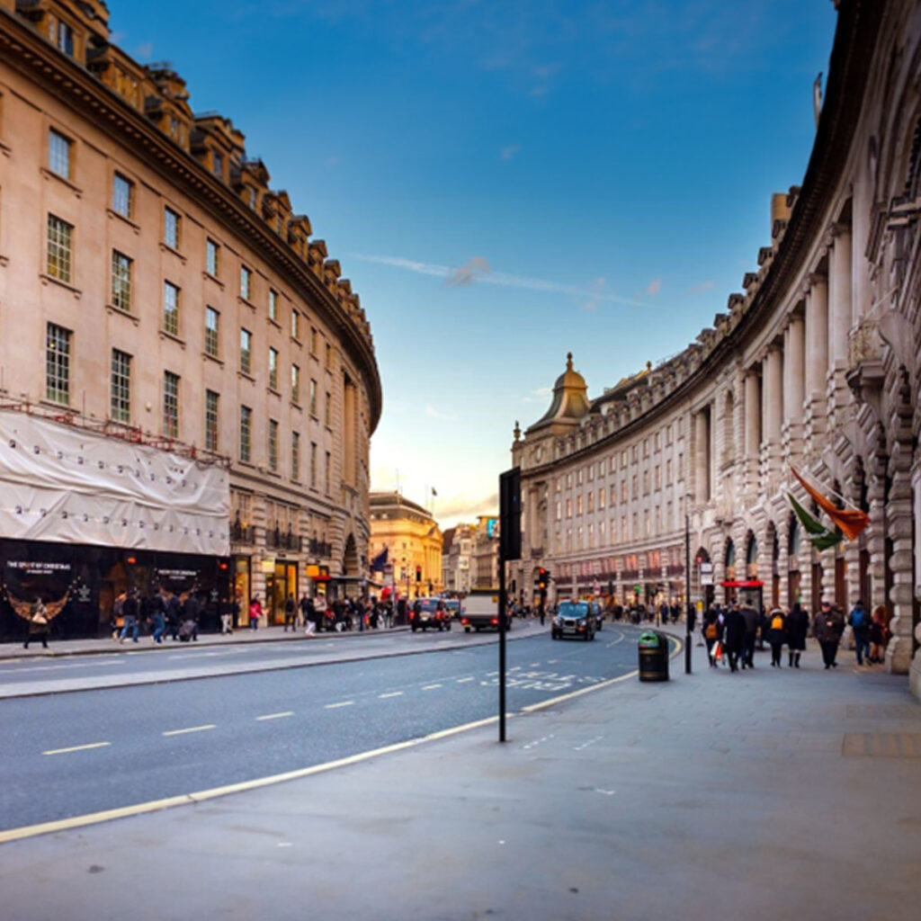 Best Places for Students to Visit in Mayfair