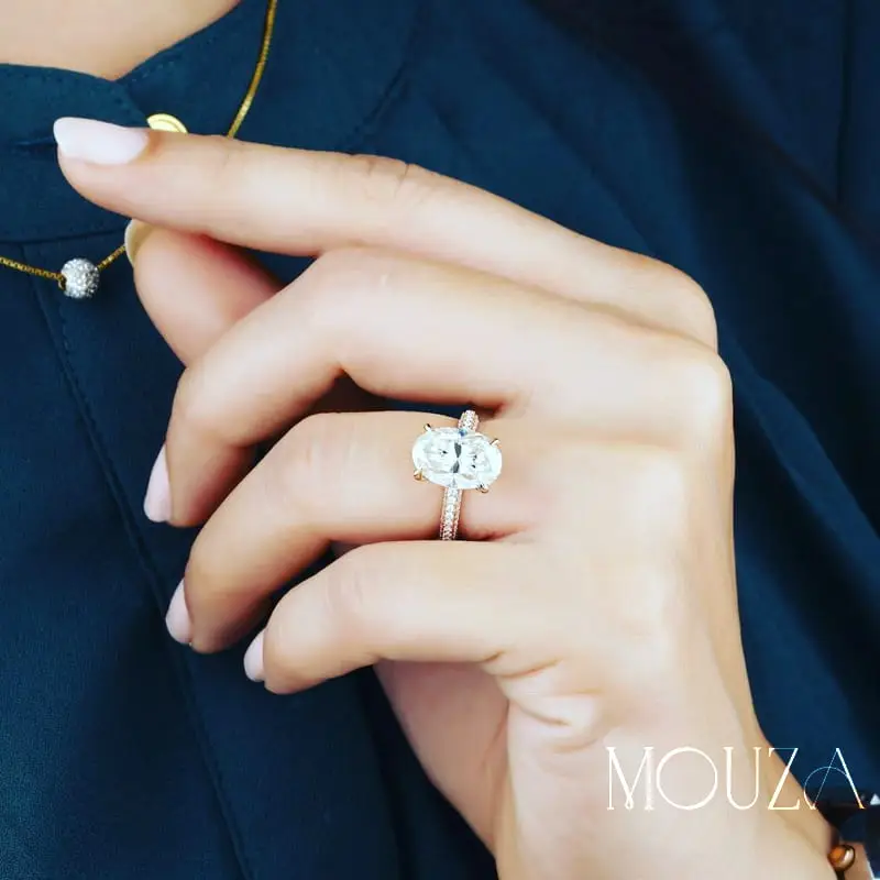 Oval Ring Mouza