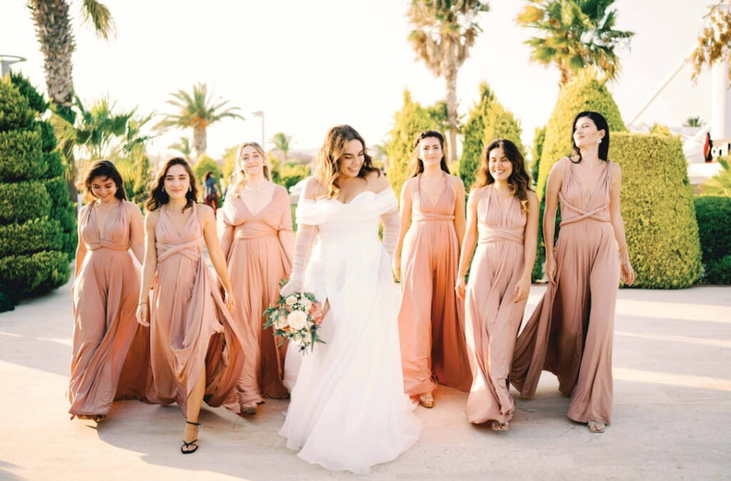 Integrating Pastel Colors Into A Fall Wedding