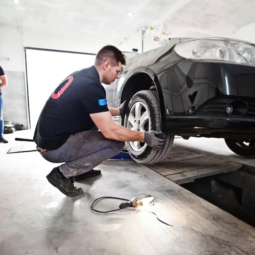 Find fast and reliable tyre repair near me for peace of mind